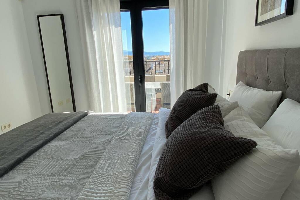 Penthouse With Sea Views In Marbella Apartment ภายนอก รูปภาพ